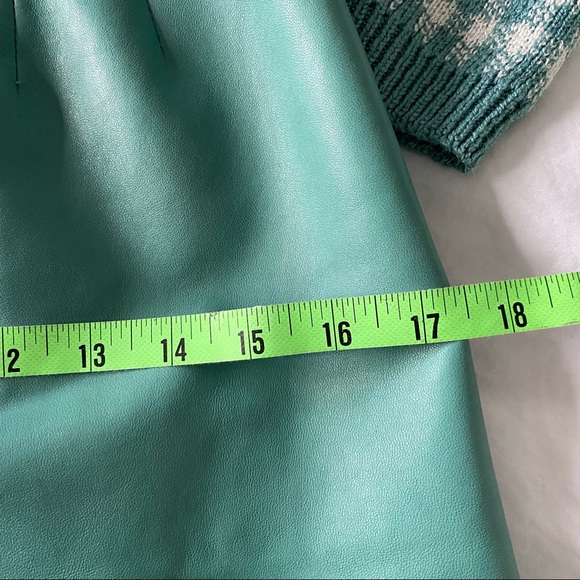 [VINTAGE] TEAL LEATHER SKIRT - Picture 12 of 12